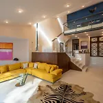 Amon Luxury On Etna *
